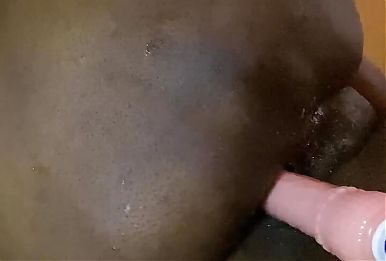 EBONY BBW VENUS SARUTOBI SQUIRTING ON FUCKING MACHINE MULTIPLE POSITIONS